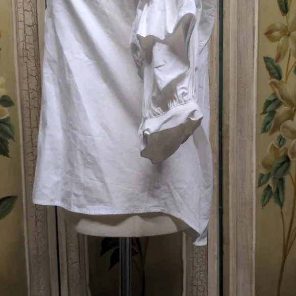 White  Pirate Lady Blouse with Gorgeous Ruffled sleeves XS - Picture 6 of 10